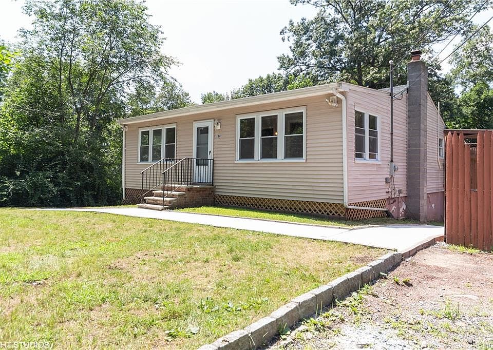 1st image of 159 Kent Shore Dr