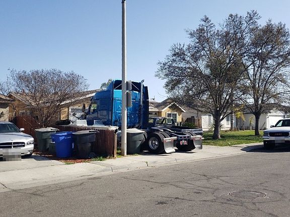 3rd image of 1387 Echo Ln