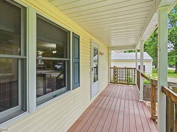 2nd image of 4760 Sunnyside Dr