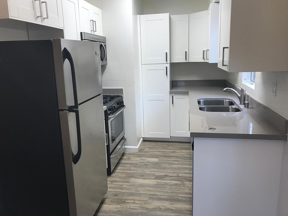 1st image of 4489 30th St