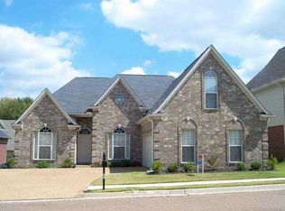 4570 Tulip Run Dr, Memphis, TN 38135