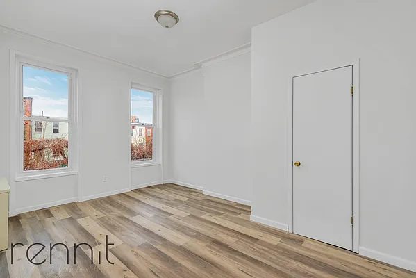 Rented by Rennit Inc. | media 11