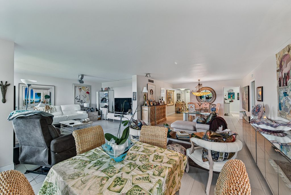 804 CYPRESS Boulevard #503, photo 7