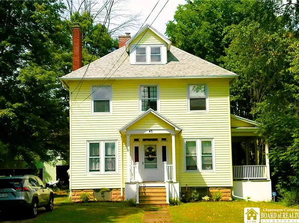 43 Maple St, Portville, NY 14770