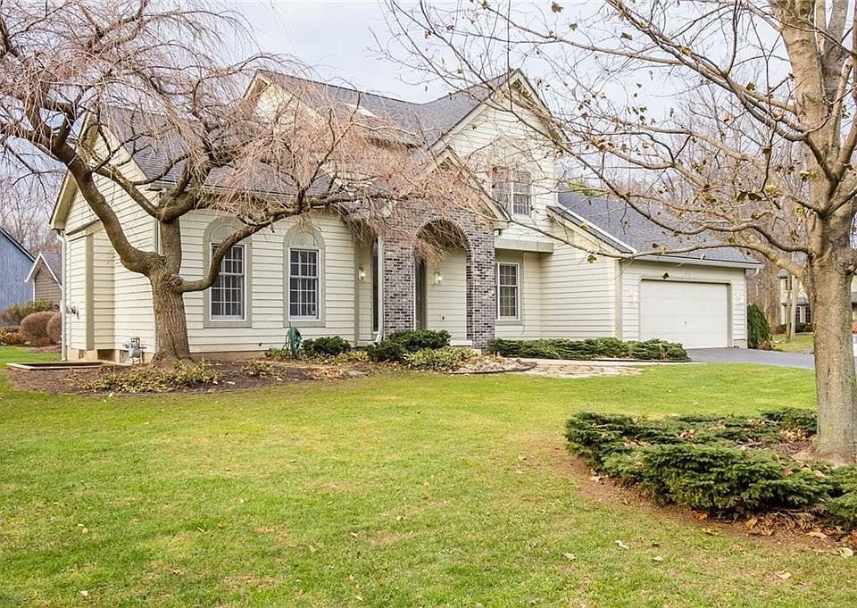 2nd image of 572 Granger Cir