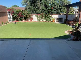 10360 Gloria Ave, Granada Hills, CA 91344