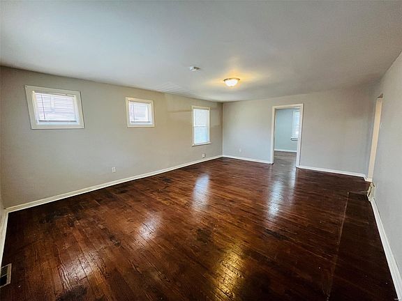 5th image of 5413 College Ave
