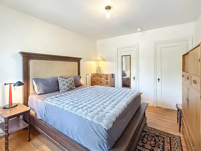 125 Winfield St — Photo 13