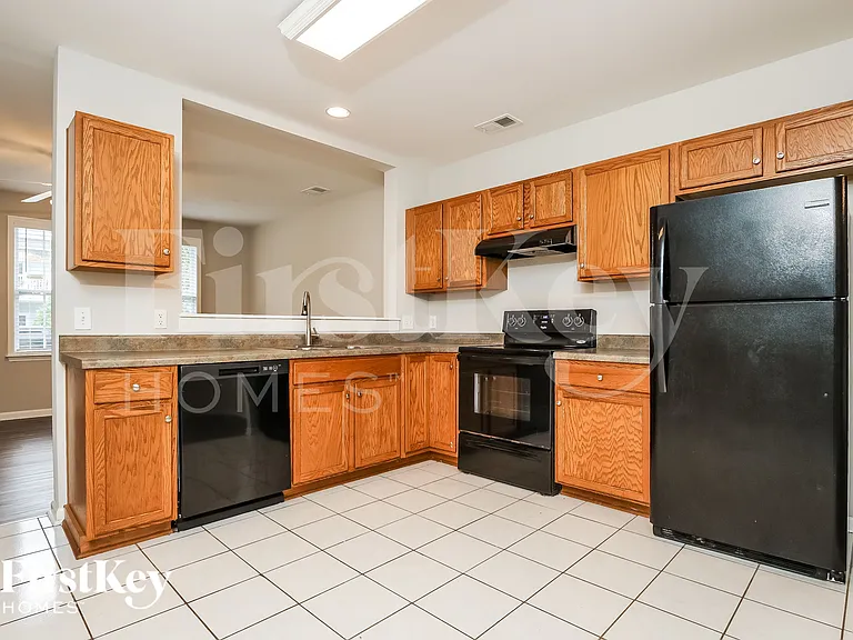 405 Verbena Ave — Photo 8