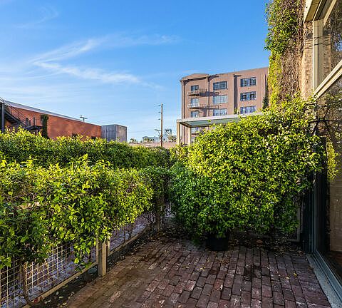 2nd image of 1850 Industrial St APT 106