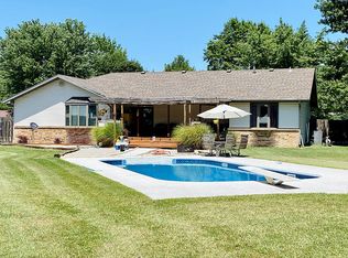 525 Webster Ct, Erie, KS 66733