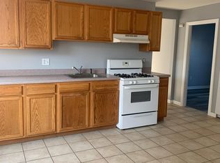 232 Broadway #2, Fall River, MA 02721