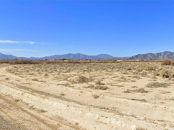 3rd image of 2840 N Decatur Ave