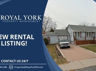 206 Maurice Dr #1, Oakville, ON