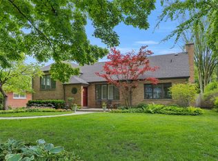 2531 Kenilworth Ave, Wilmette, IL