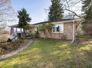 142 W Jackson St, Morgantown, WV