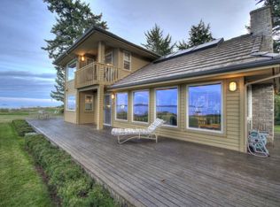 686 Blanchard Rd, Eastsound, WA 98245