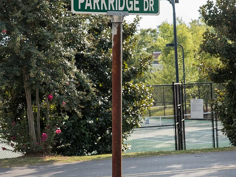 Parkview Apartments — Photo 6