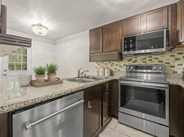 16478 Eastchase, Montgomery, TX 77316