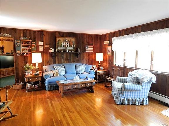 Natural light fills all areas of this home.