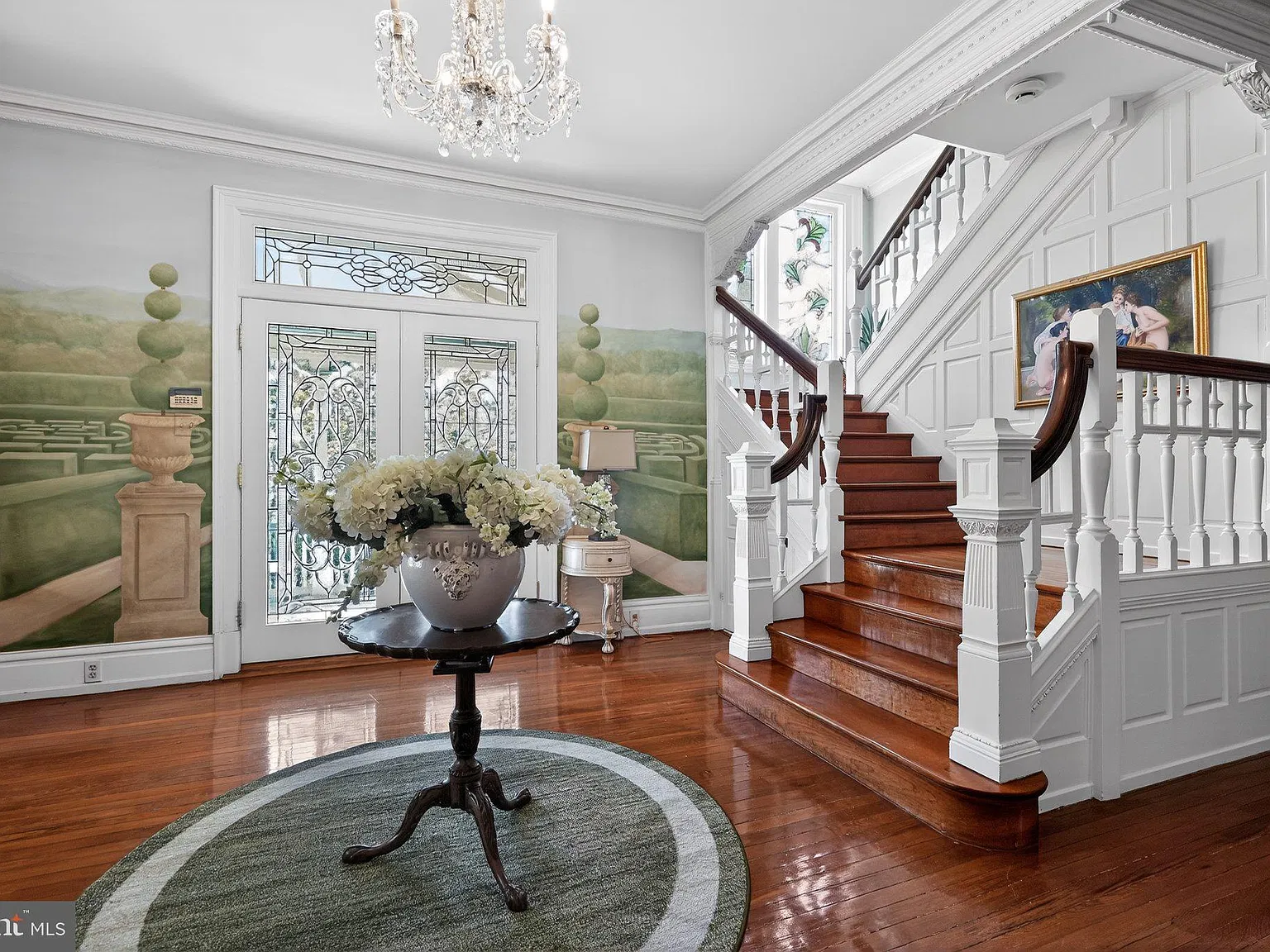 7 bed, 5.5 bath, 8370 sqft, $7,000 — Photo 3