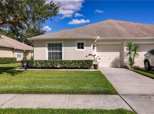 5612 Autumn Shire Dr, Zephyrhills, FL 33541
