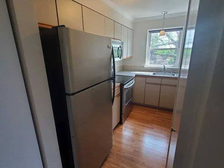 160 Lee St #204 — Photo 5