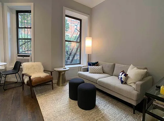 Rented by Tourma Realty LLC | media 27