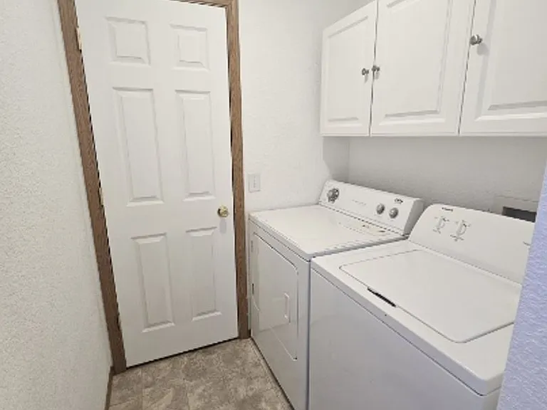 4645 Adalaide Ln — Photo 6