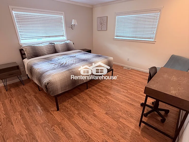 2555 S 400 E — Photo 14