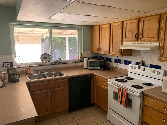 3rd image of 5043 W Sweetwater Ave
