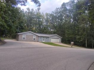 7877 E Chickasaw Trl, Branch, MI 49402