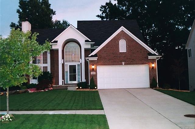 1st image of 7429 Pine Creek Trl