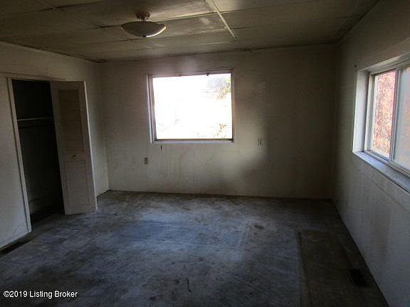 3rd image of 3800 Pflanz Ave