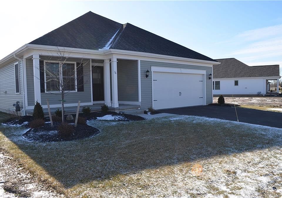 1st image of 16 Cherryfield Ln