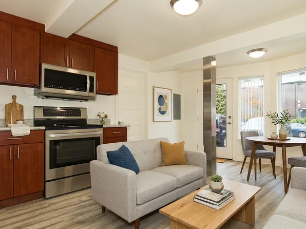 Winslow Apartments - Located in Wallingford, 4314 Winslow Pl N APT 203, Seattle, WA 98103
