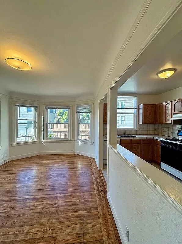 1 bed, 1.0 bath, $1,888 — Photo 3