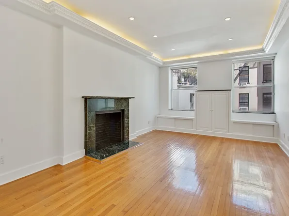 9 East 62nd Street image 11 of 16