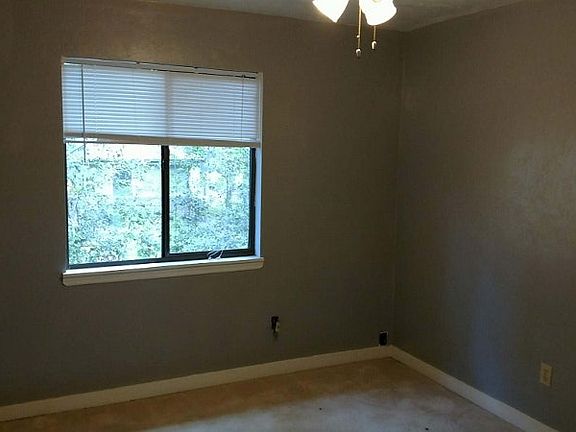 4th image of 599 Chicopee Ct APT B