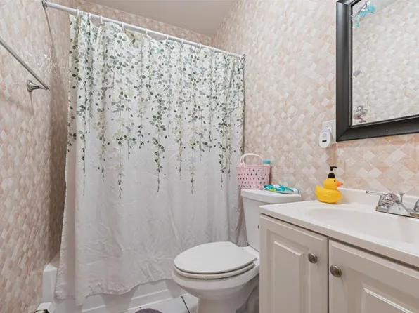 74-25 93rd Avenue image 11 of 22