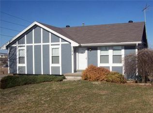 1414 Nashua Rd, Liberty, MO 64068