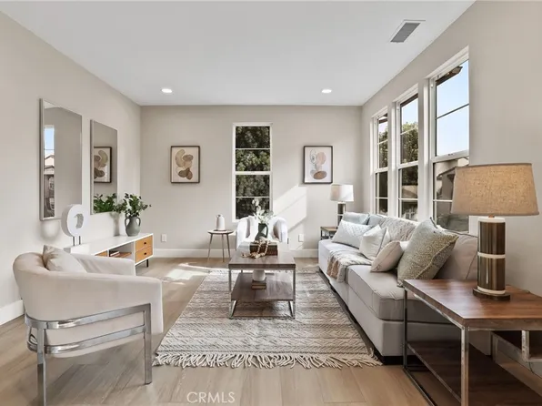 302 Tall Oak, Irvine, CA 92603