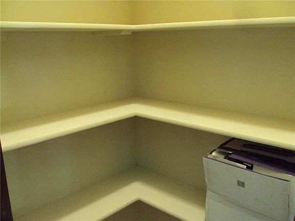 2nd image of 700 S Silver Leaf Dr