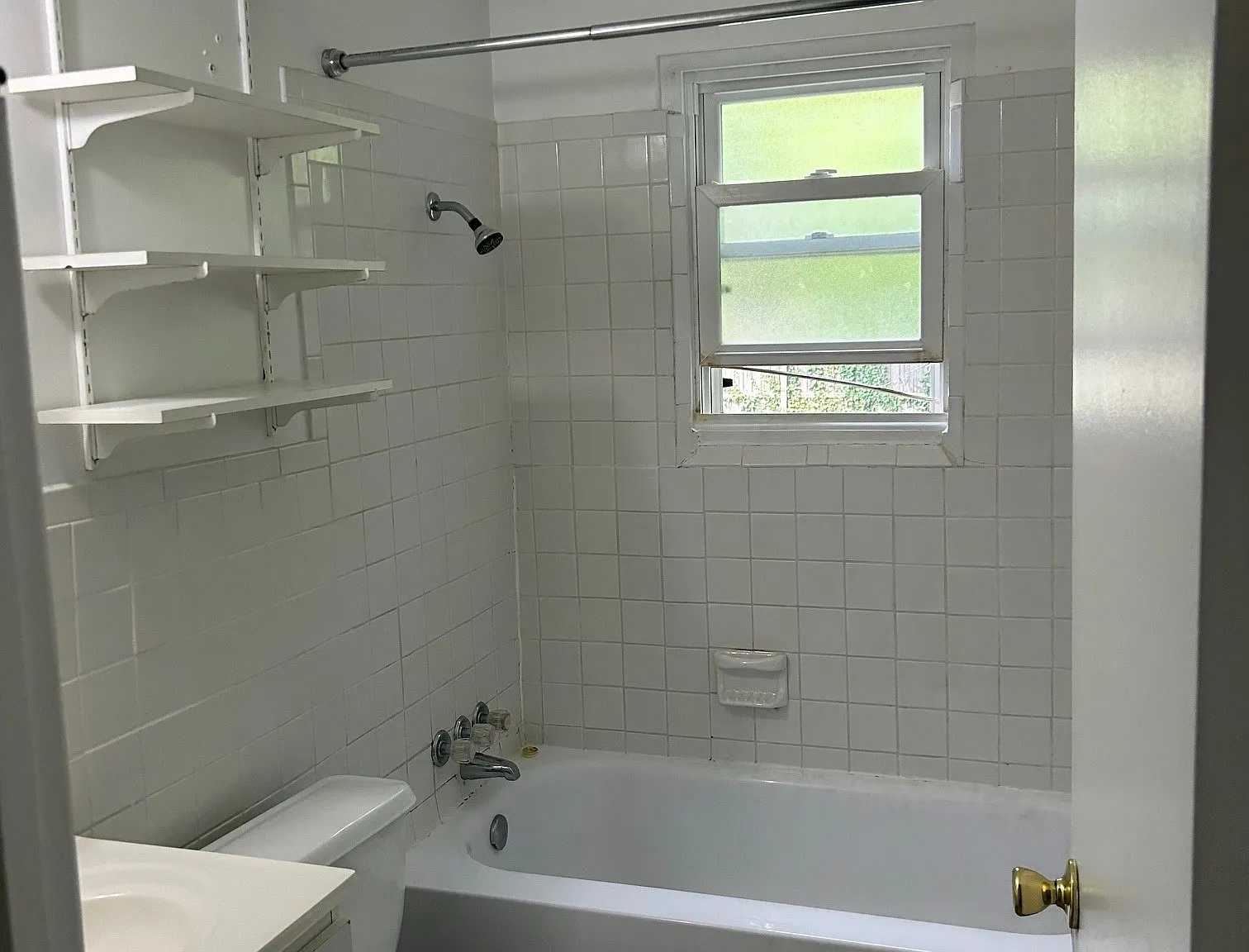 4 bed, 1260 sqft, $1,500 — Photo 4