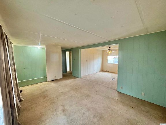 2nd image of 355 Bainbridge St