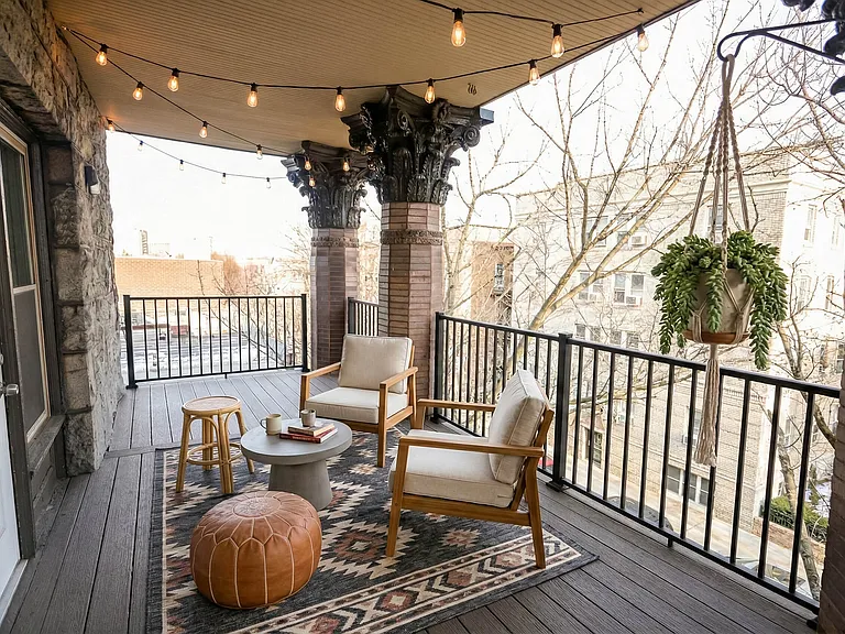 Pine Terrace A3 Porch