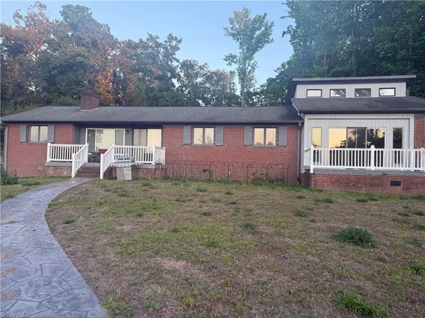 949 Holloway Church Rd, Lexington, NC 27292