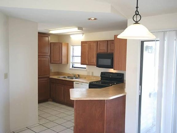 3rd image of 222 Weis Ln APT 4A