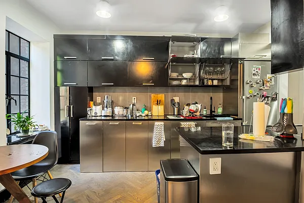 Rented by Bold Marketing | media 14