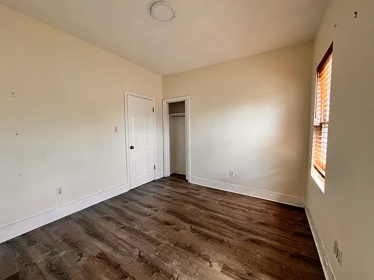 508 Broadway #1 — Photo 10